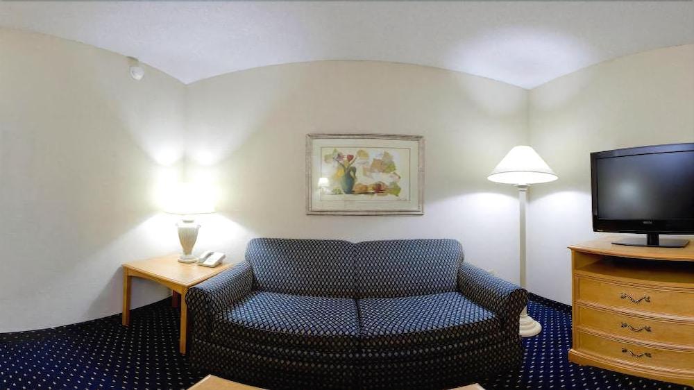 Holiday Inn Express Ashland By Ihg Bagian luar foto