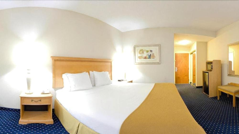 Holiday Inn Express Ashland By Ihg Bagian luar foto
