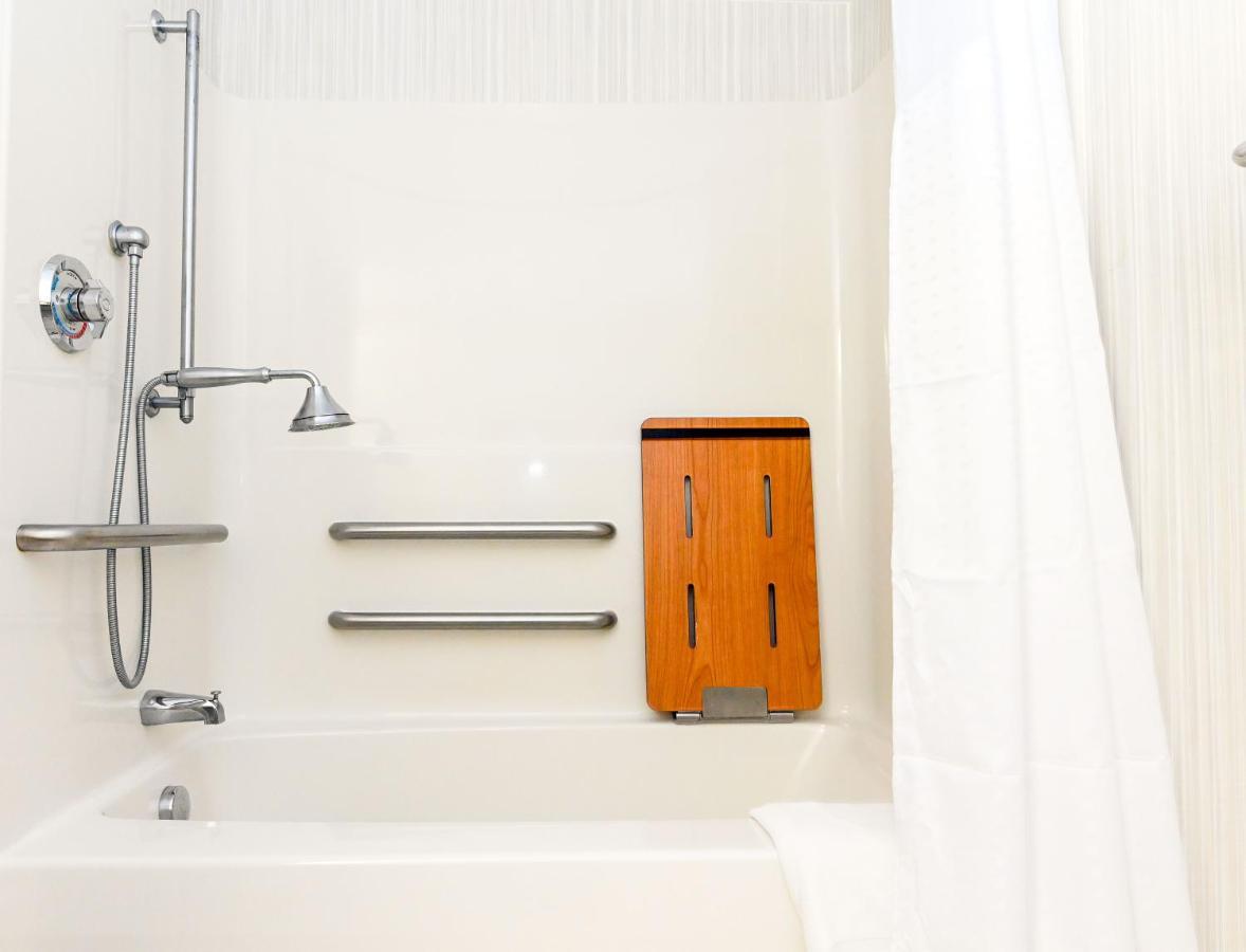Holiday Inn Express Ashland By Ihg Bagian luar foto
