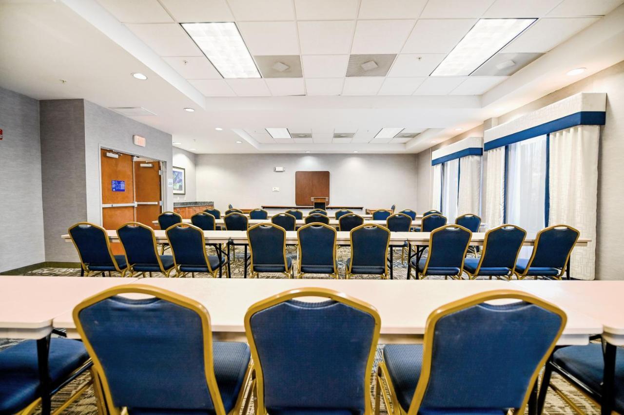 Holiday Inn Express Ashland By Ihg Bagian luar foto