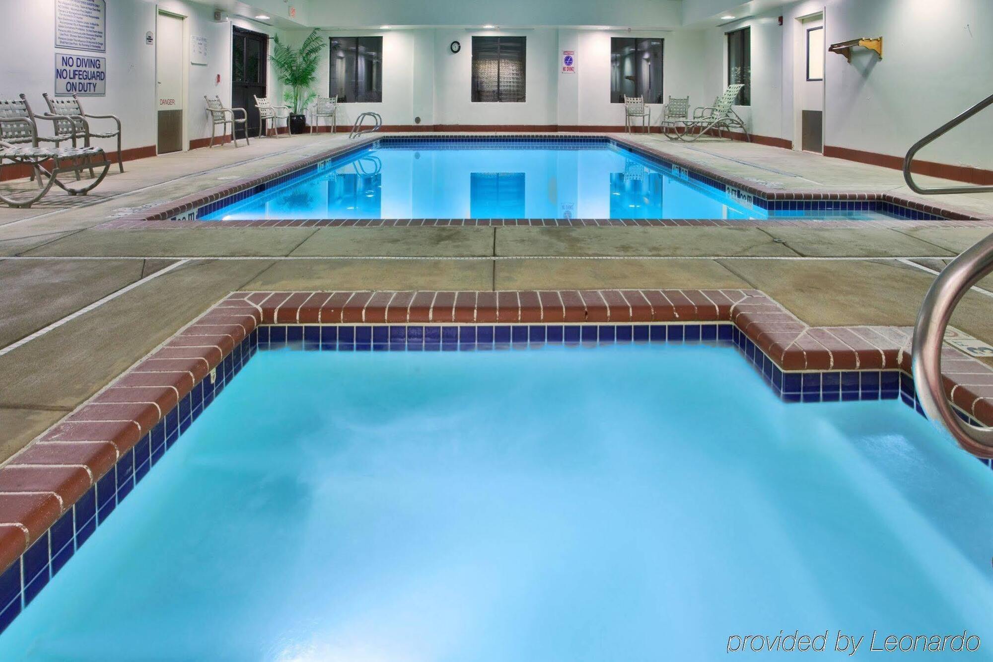 Holiday Inn Express Ashland By Ihg Bagian luar foto